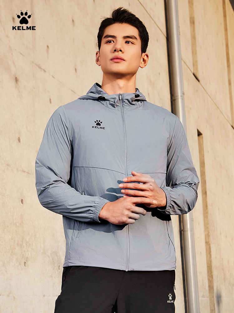 سترة Kelme للرجال للجري معطف و - مراجعة Running Gear Rain وسعره