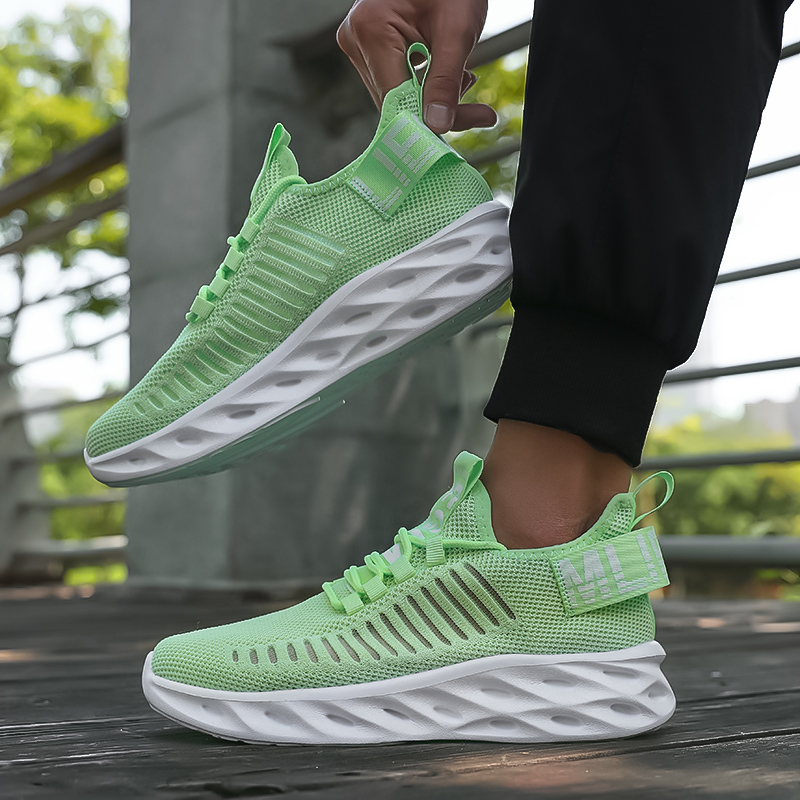 أحذية رياضية شبكية خفيفة الوزن - مراجعة Ultragear Running وسعره