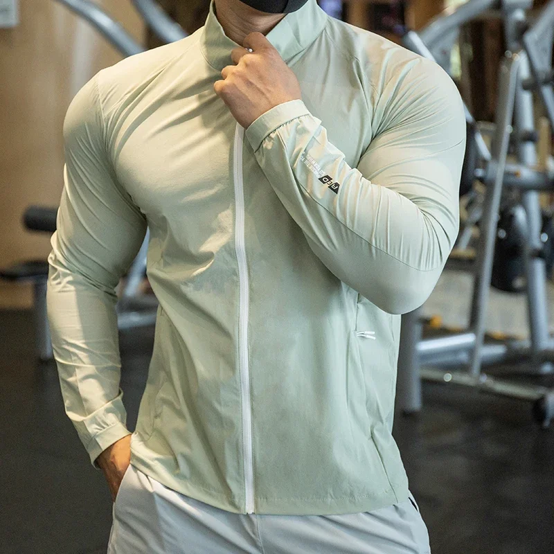 سترات رجالية من الحرير الجليدي - مراجعة Reflective Running Jacket وسعره