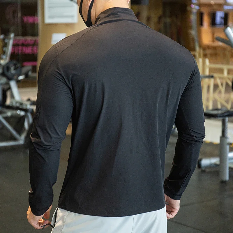 سترات رجالية من الحرير الجليدي - مراجعة Reflective Running Jacket وسعره
